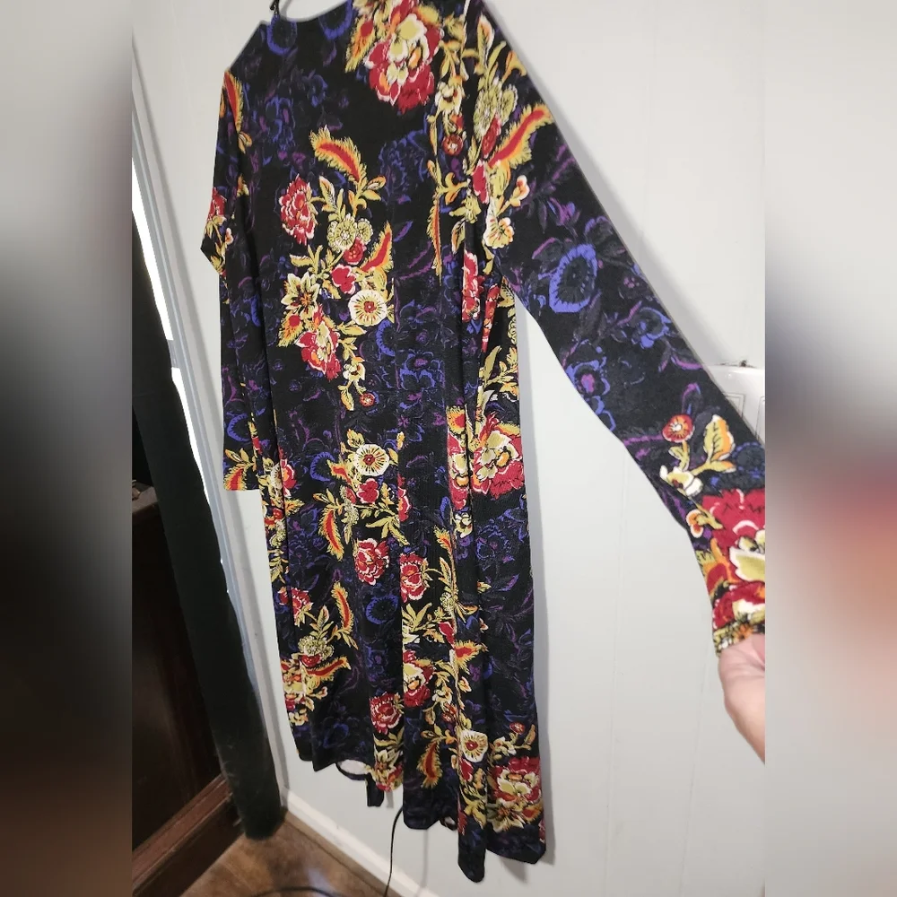 LuLaRoe NWT Gorgeous Floral Duster - Picture 6 of 14